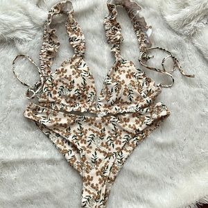 SHEIN bikini top and bottom size M